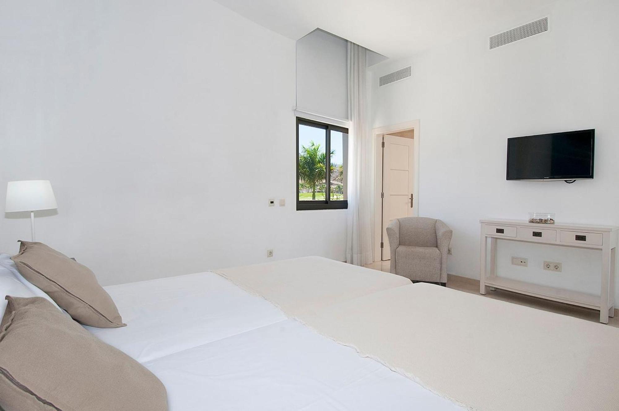 Tauro Villas Deluxe La Playa de Tauro Exterior photo