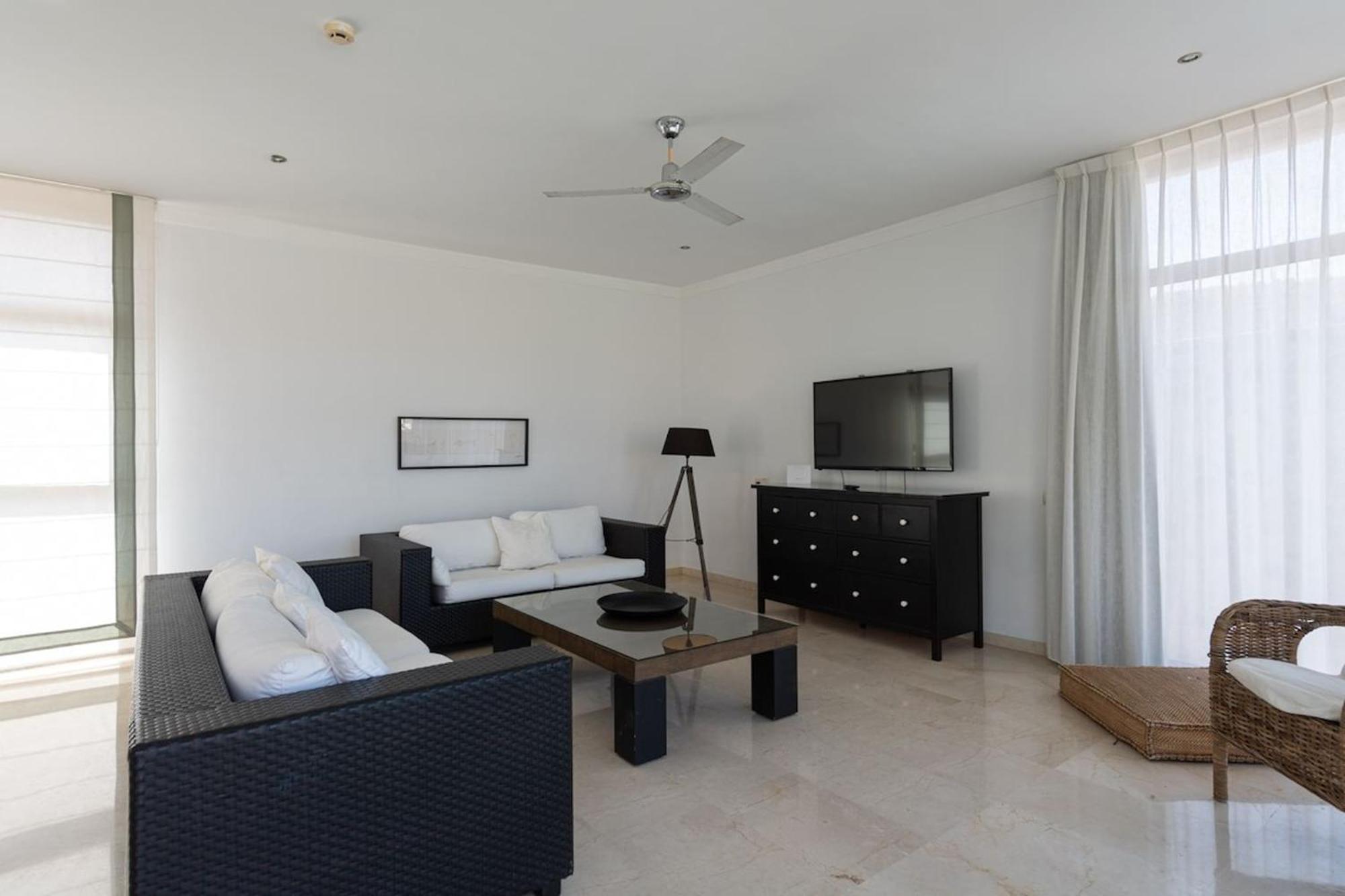 Tauro Villas Deluxe La Playa de Tauro Exterior photo